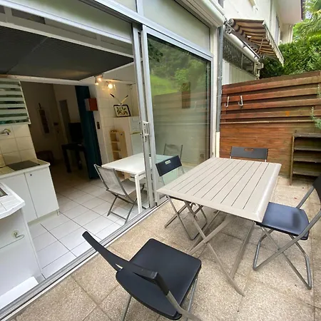 Cosy Avec Terrasse, Proche Parc Mauresque Et - Fr-1-374-225 Lägenhet